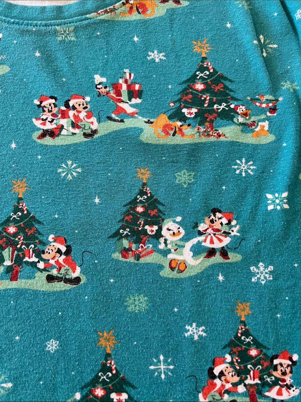 Women’s Disney Christmas Pajama Set Featuring Mickey Mouse and Friends! - Picture 3 of 6